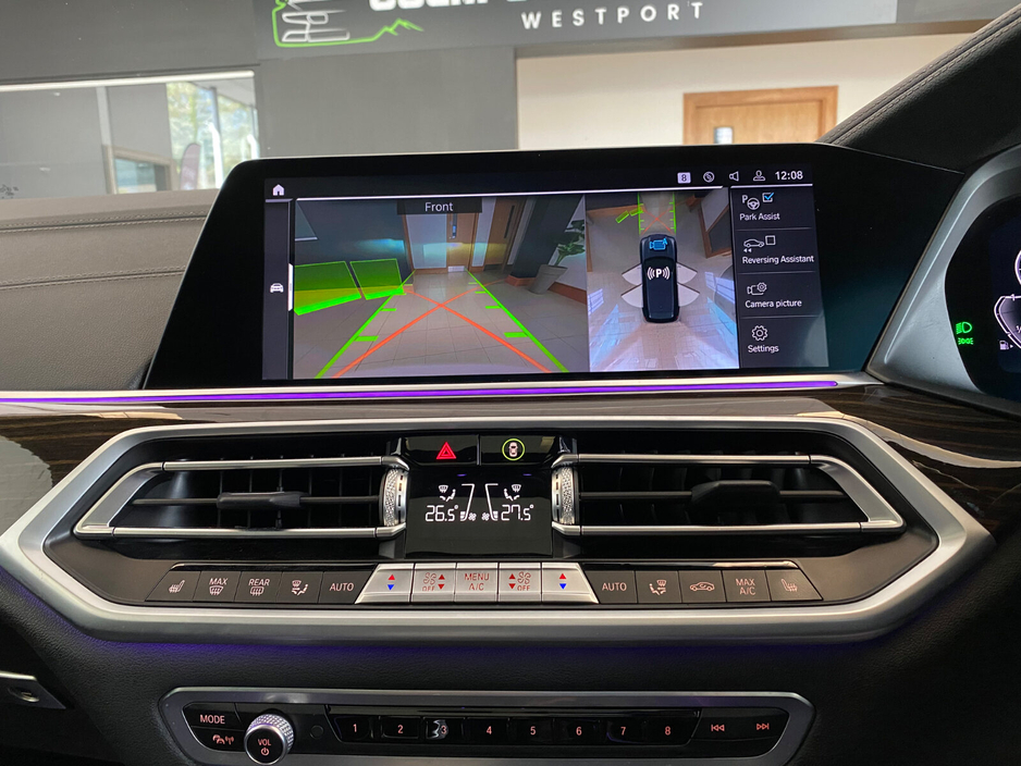 2021 BMW X5 xDrive45e M Sport €64,950