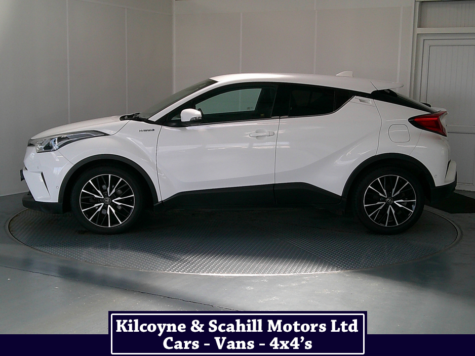 2017 Toyota C-HR - image 4