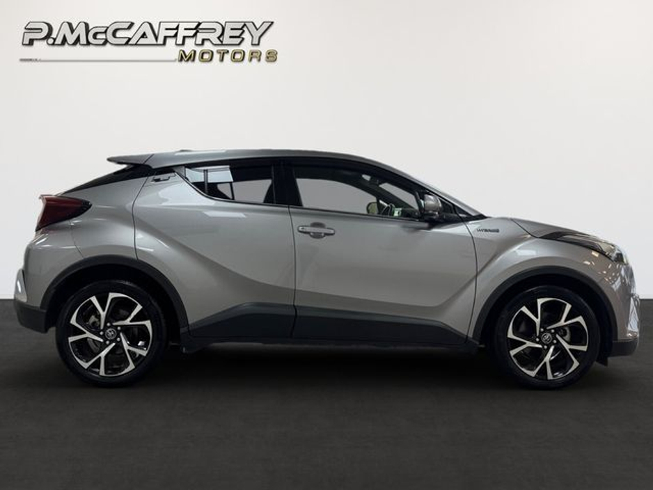 2018 Toyota C-HR - image 4