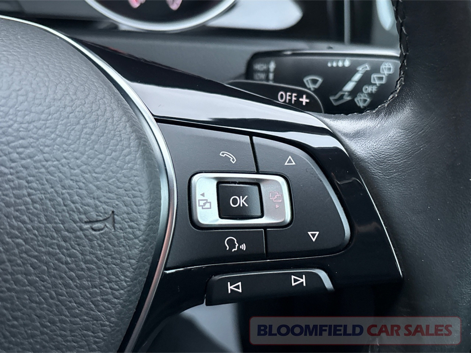 2016 Volkswagen Golf 1.4 HIGHLINE , AUTO // IMMACULATE €14,950