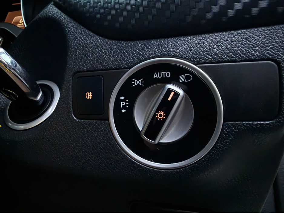 2015 Mercedes-Benz A Class ( 152 REG A180 AMG-LINE PRIVACY GLASS LOW ROAD TAX CAMERA €16,450