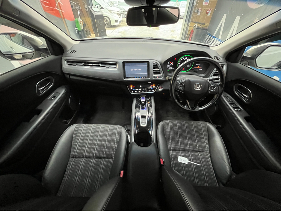 2017 Honda Vezel - image 16