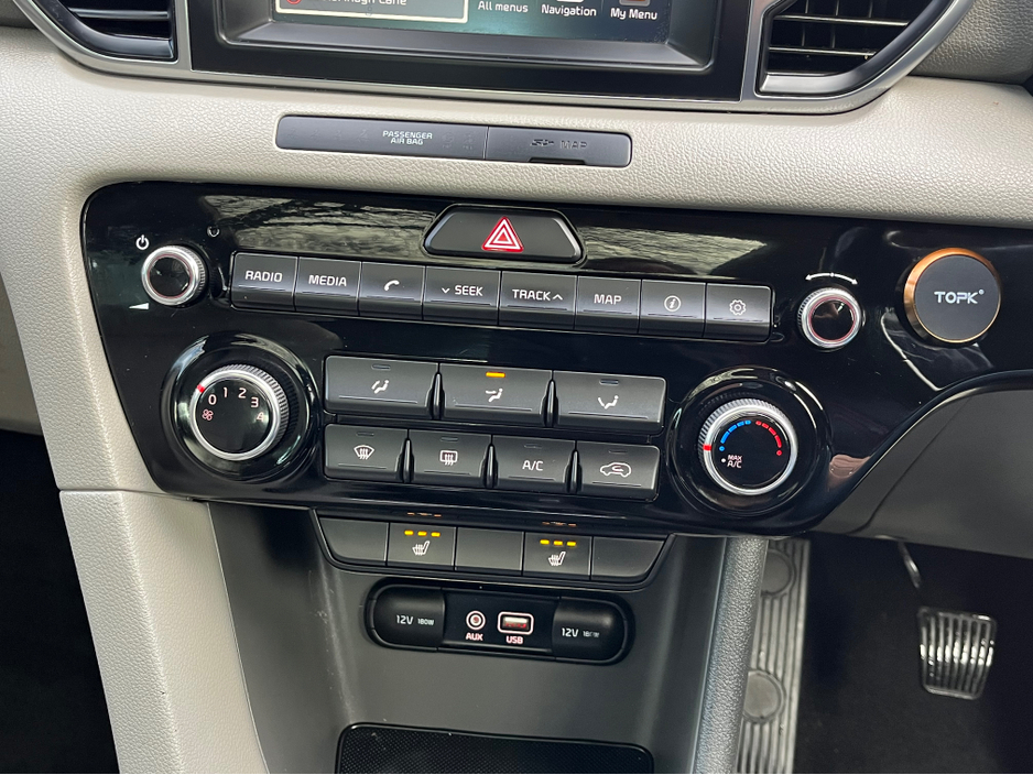 2017 Kia Sportage - image 22