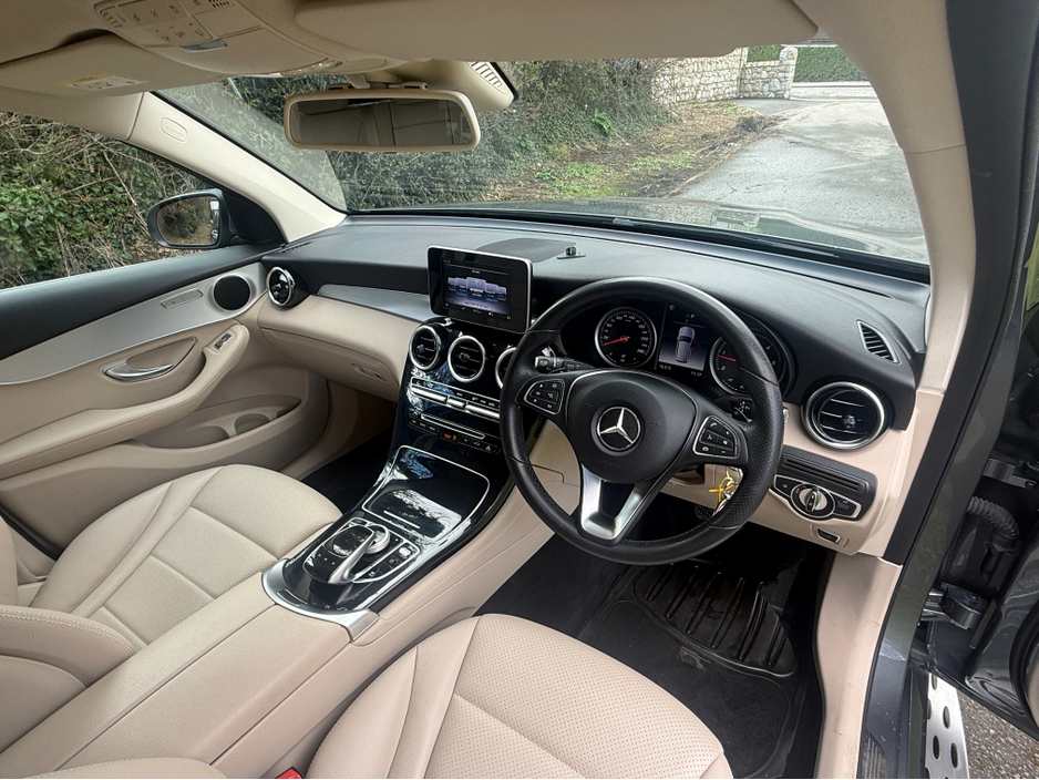 2018 Mercedes-Benz GLC Class - image 9