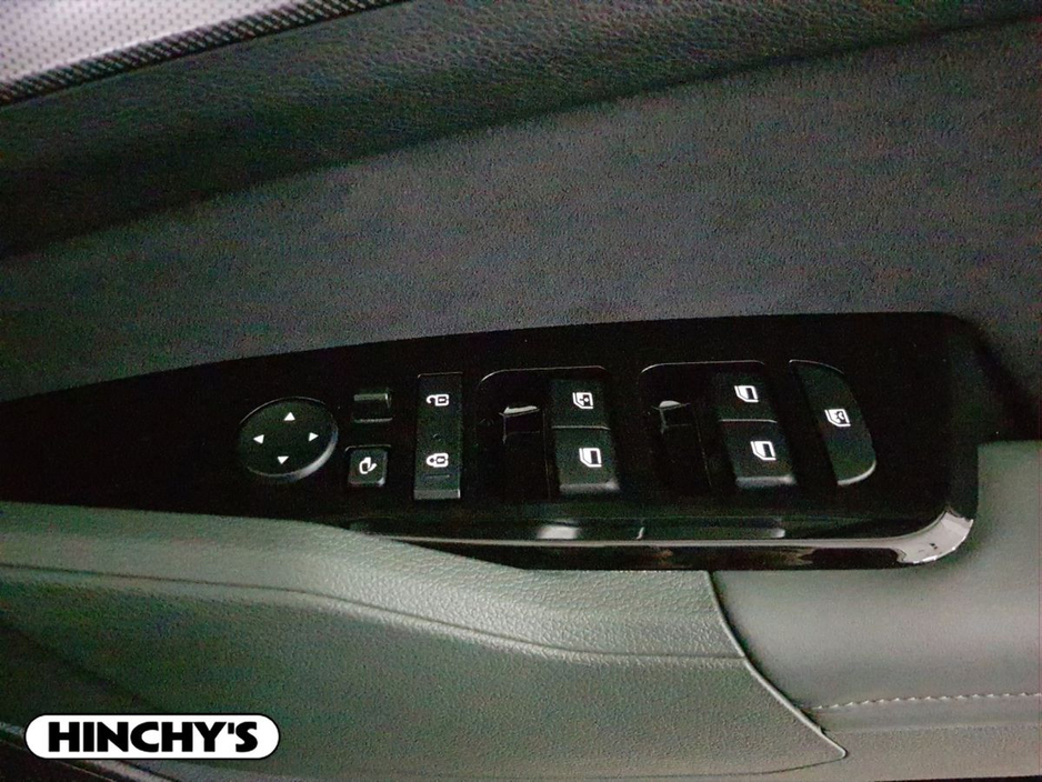 2025 Kia Sportage - image 20