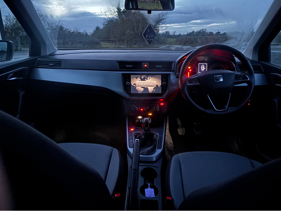 2019 SEAT Arona SE TECHNOLOGY LUXURY T TDI €18,500