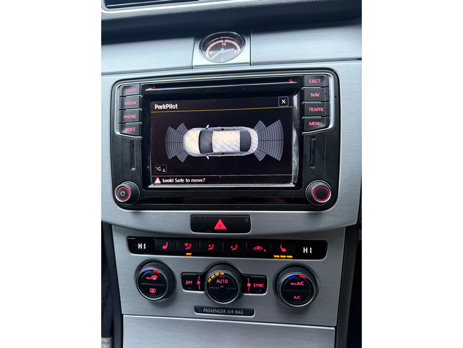 2016 Volkswagen CC - image 9