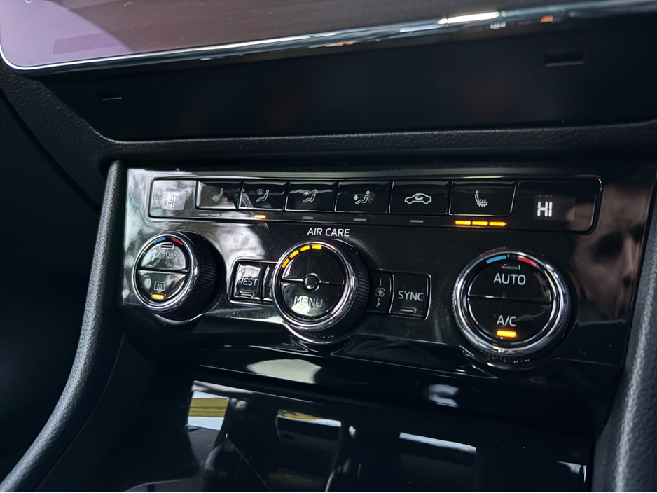 2017 Skoda Superb 1.6 TDI STYLE DSG COMBI €13,950