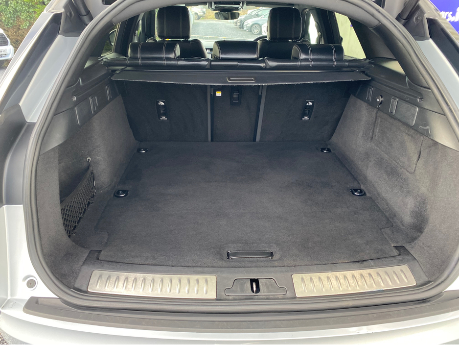 2021 Land Rover Range Rover Velar 2.0 P400E PHEV R-DYNAMIC 404BHP AUTO ( 212 REG ) €39,950