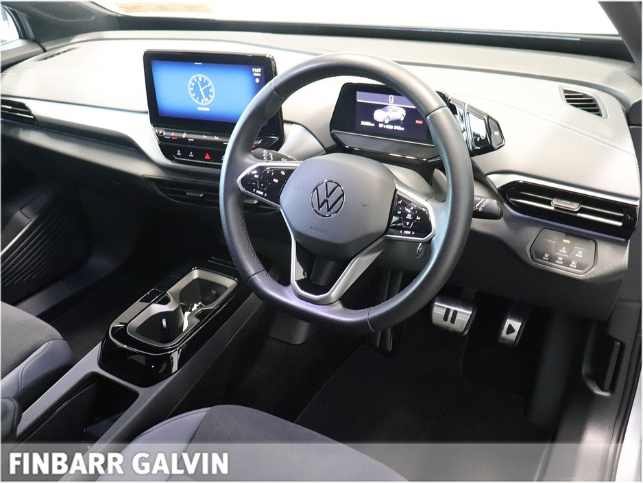 2023 Volkswagen ID.4 - image 5