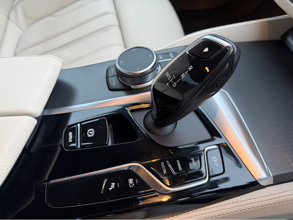 2022 BMW 5 Series M Sport competition - Top Spec - Ivory Leather €38,750