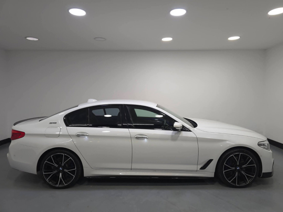 2018 BMW 5 Series 530e M Sport Auto €26,950