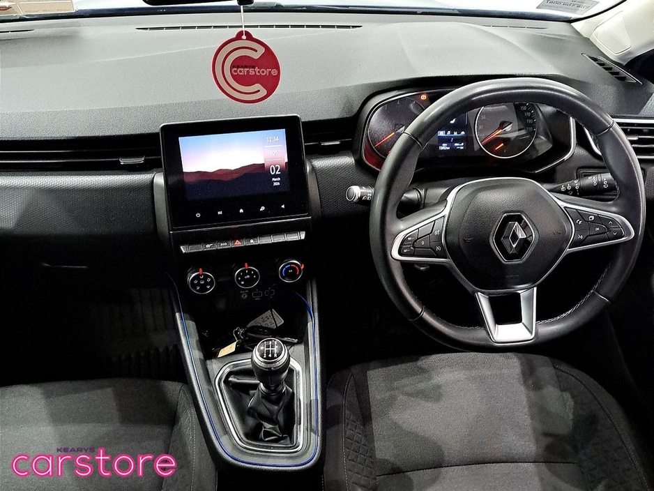 2021 Renault Clio - image 11