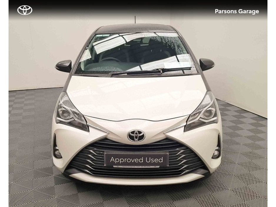 2020 Toyota Yaris - image 5