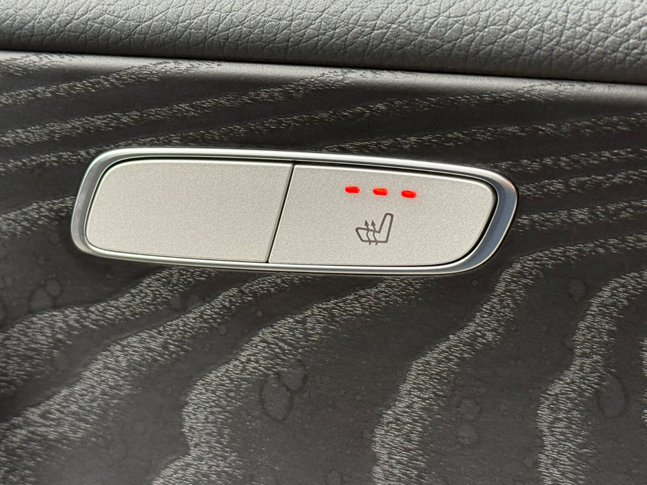 2022 Mercedes-Benz E Class - image 25