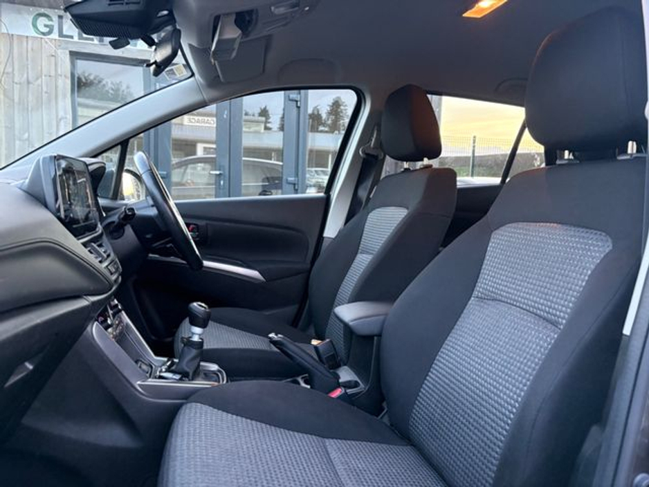 2023 Suzuki SX4 - image 17