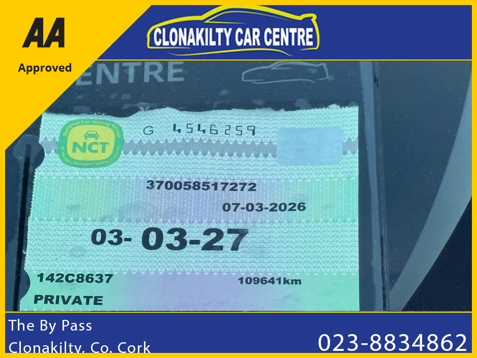 2014 Toyota Prius - image 18