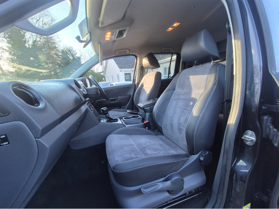 2014 Volkswagen Amarok 2.0 TDI DARK LABEL 4M S €18,995