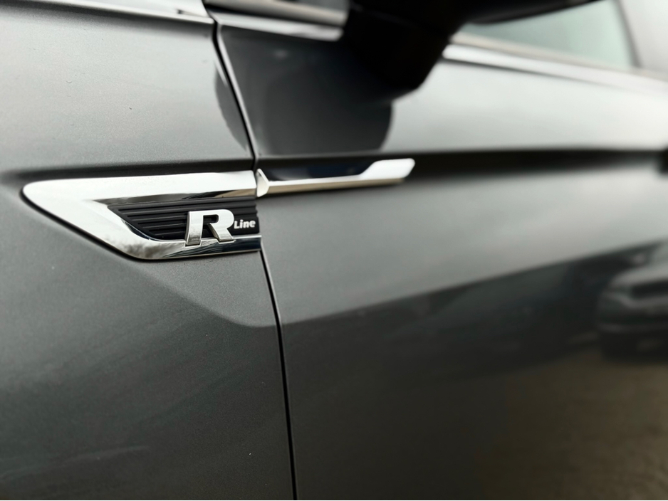 2019 Volkswagen Tiguan R-LINE 2.0 TDI MANUAL 6SPEED FWD 150HP 5DR €29,950