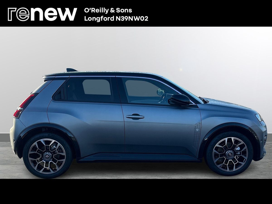 2026 Renault 5 Roland Garros 52kWh 150hp