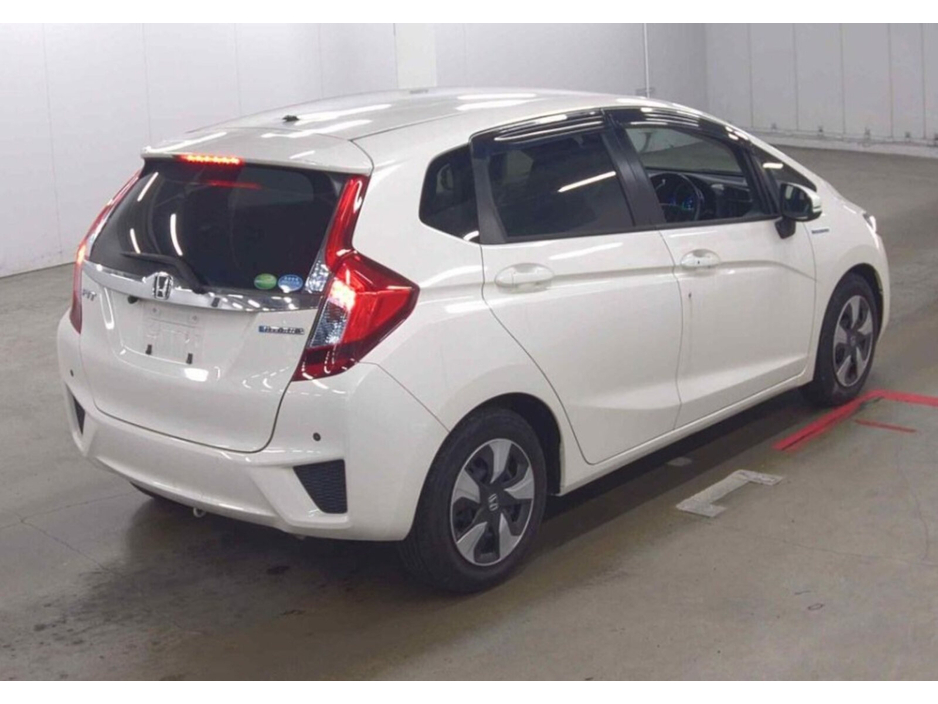 2017 Honda Fit - image 7