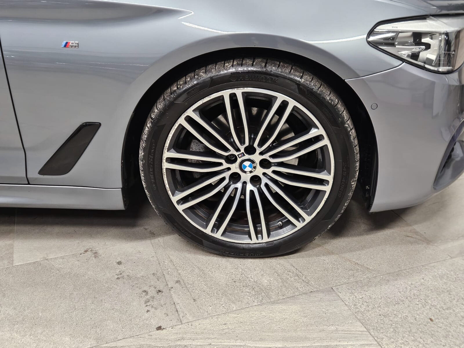 2019 BMW 5 Series 520d xDrive M Sport Auto €27,950