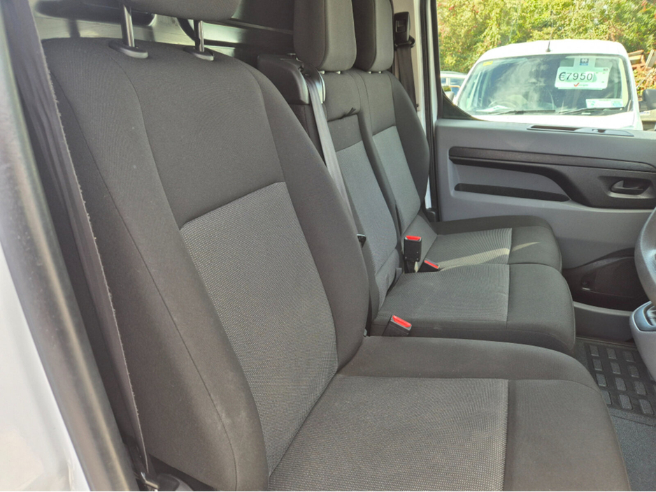 2022 Fiat Scudo - image 11