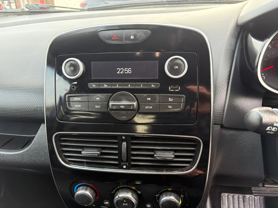 2017 Renault Clio 1.2 16V 75 EXPRESSION €11,500