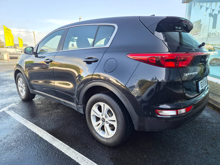 2016 Kia Sportage - image 5