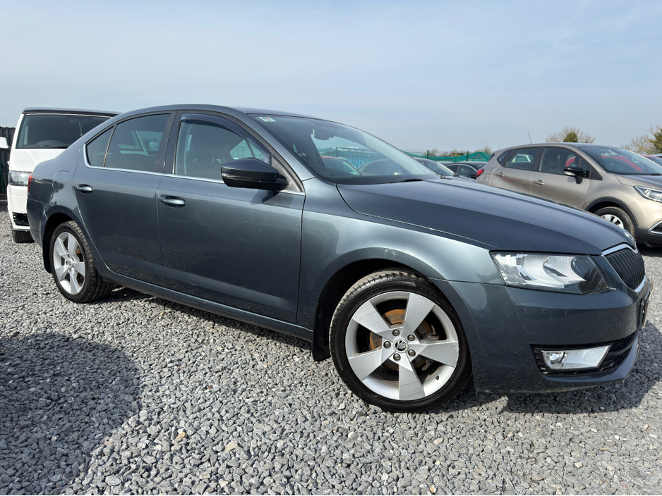 2016 Skoda Octavia - image 7