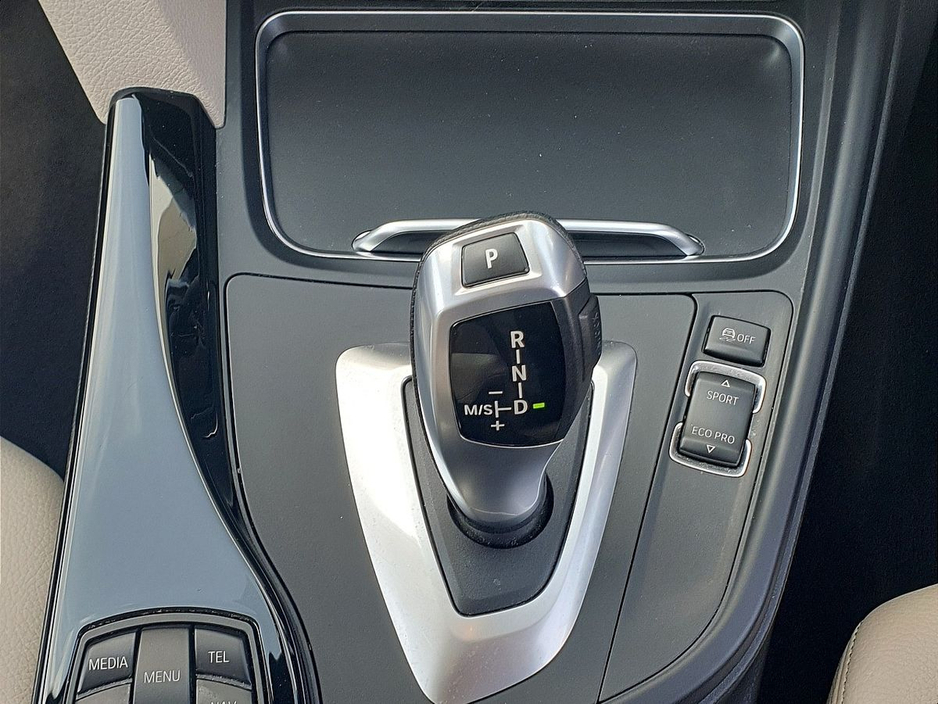 2017 BMW 3 Series 318d SE Saloon €21,995