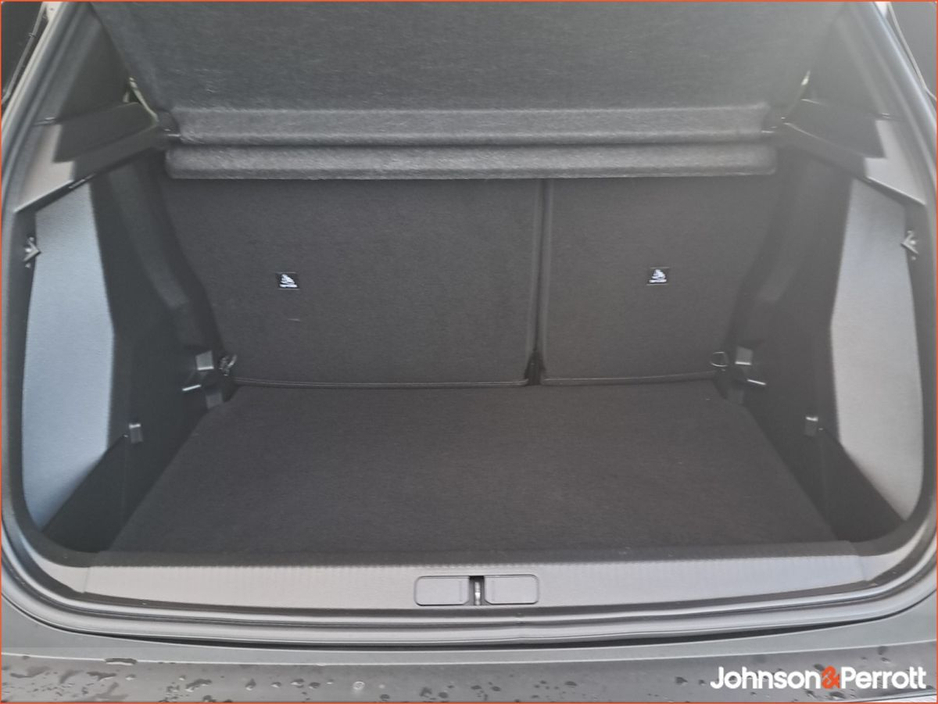 2025 Peugeot 2008 HYBRID 145BHP e-DCS6 Allure €35,900