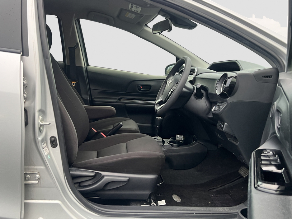 2018 Toyota Aqua 2018 Toyota Aqua 1.5 Self Charging Hybrid €12,750