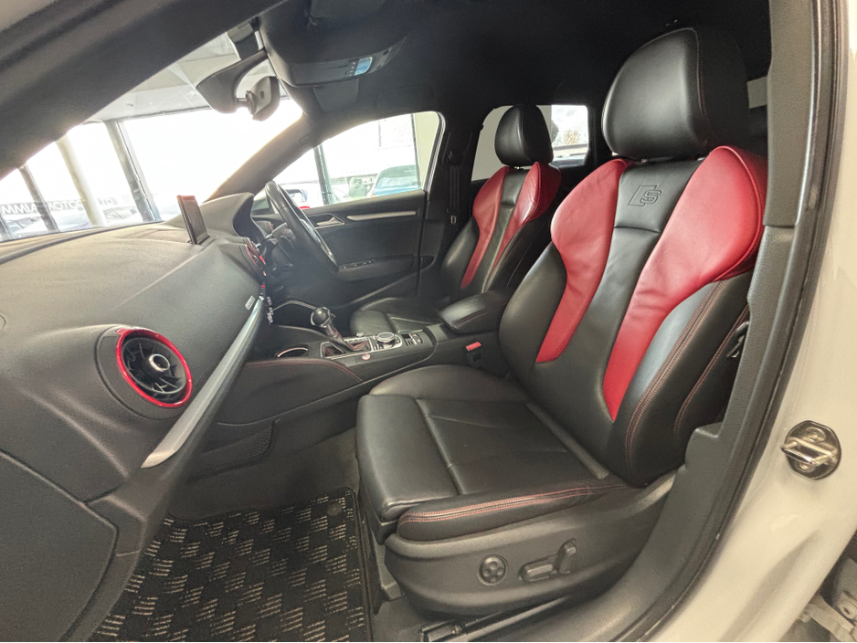 2017 Audi S3 - image 8