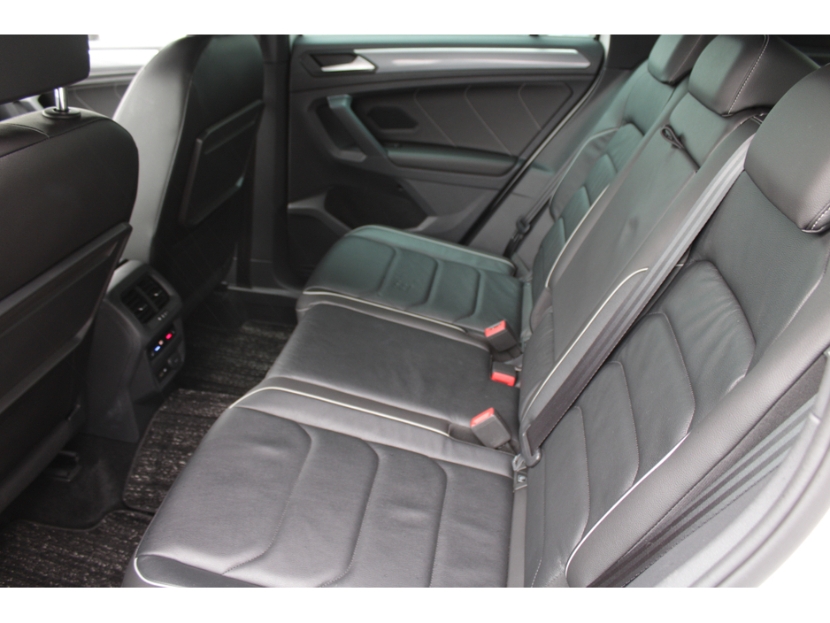 2019 Volkswagen Tiguan - image 21