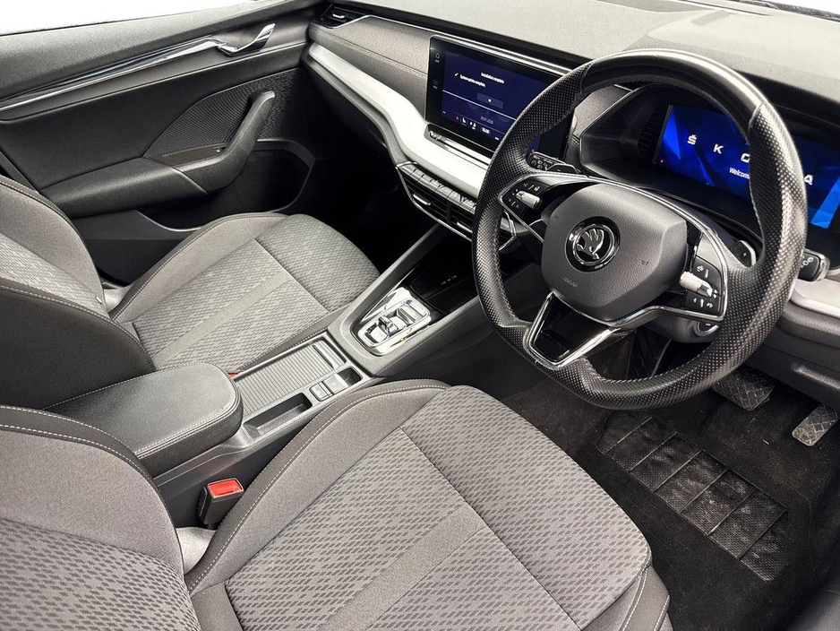 2023 Skoda Octavia - image 6