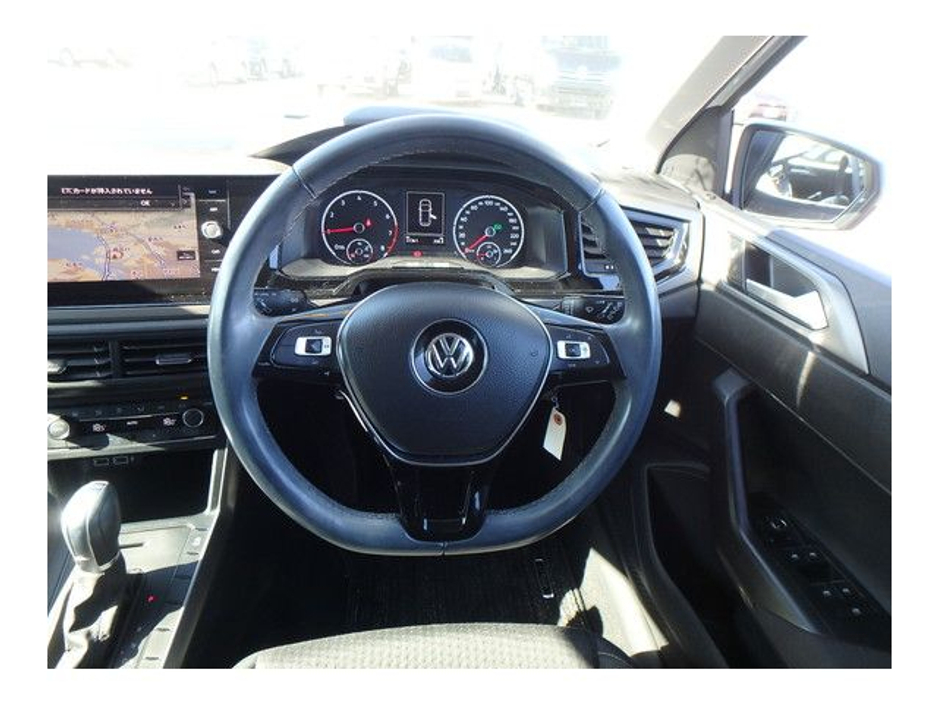 2019 Volkswagen Polo - image 8