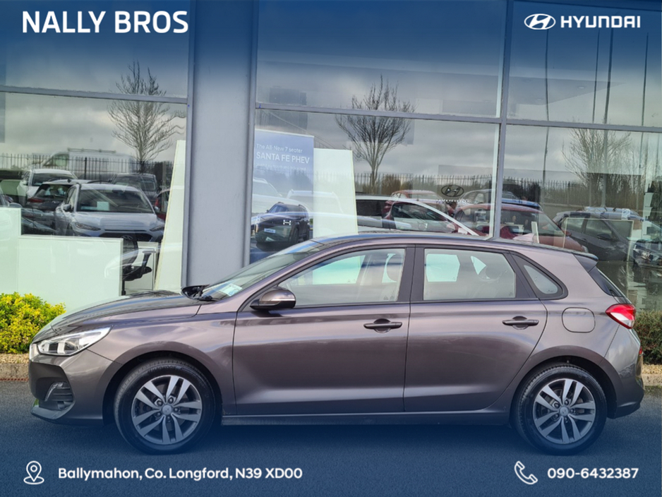 2019 Hyundai i30 - image 3