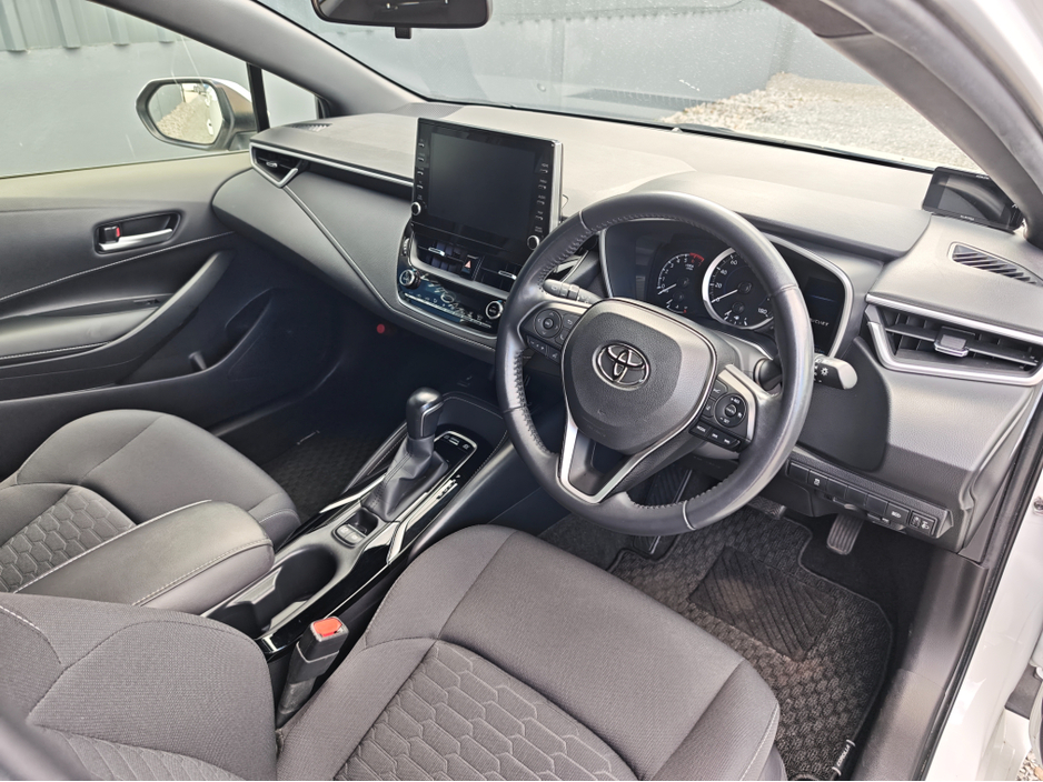 2020 Toyota Corolla - image 6