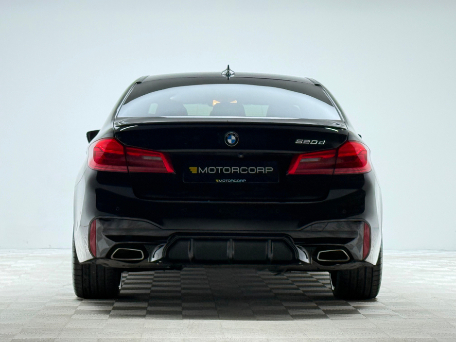 2019 BMW 5 Series 520D M SPORT €29,990