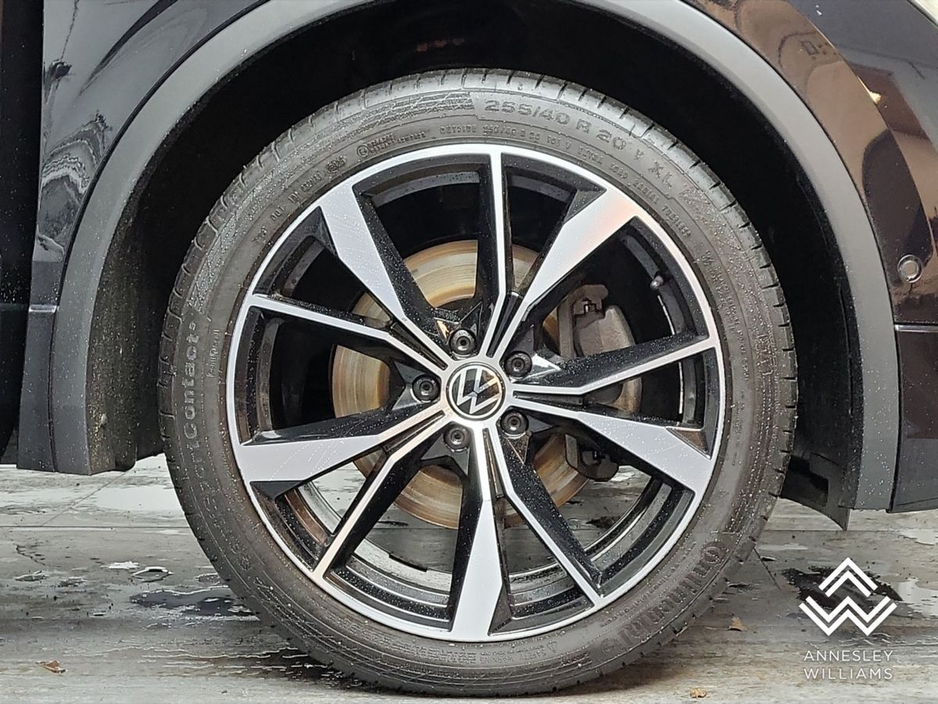 2023 Volkswagen Tiguan Tiguan R-Line Tsi Phev €38,950