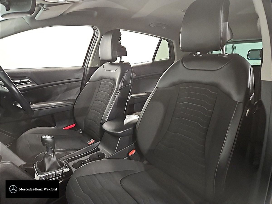 2022 Kia Sportage 1.6 CRDi SCR Diesel 115 hp 6MT €27,750