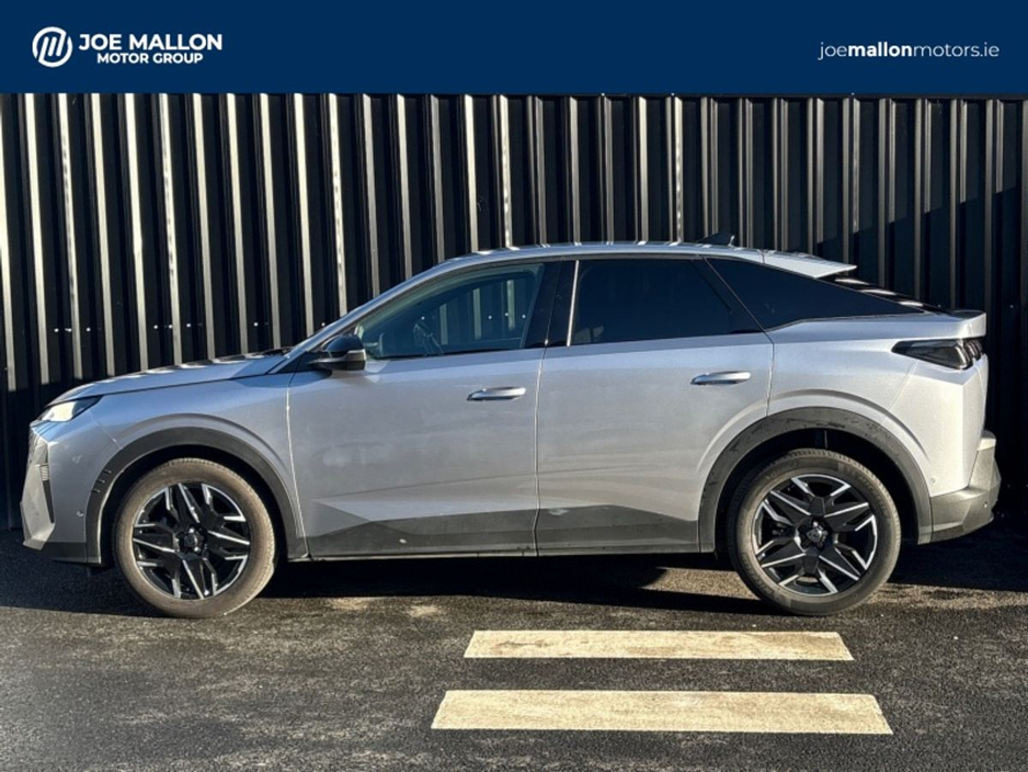 2025 Peugeot 3008 - image 6