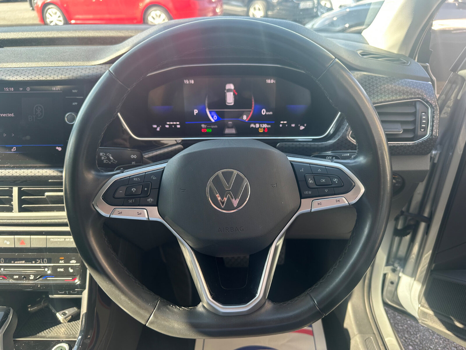 2023 Volkswagen T-Cross - image 14