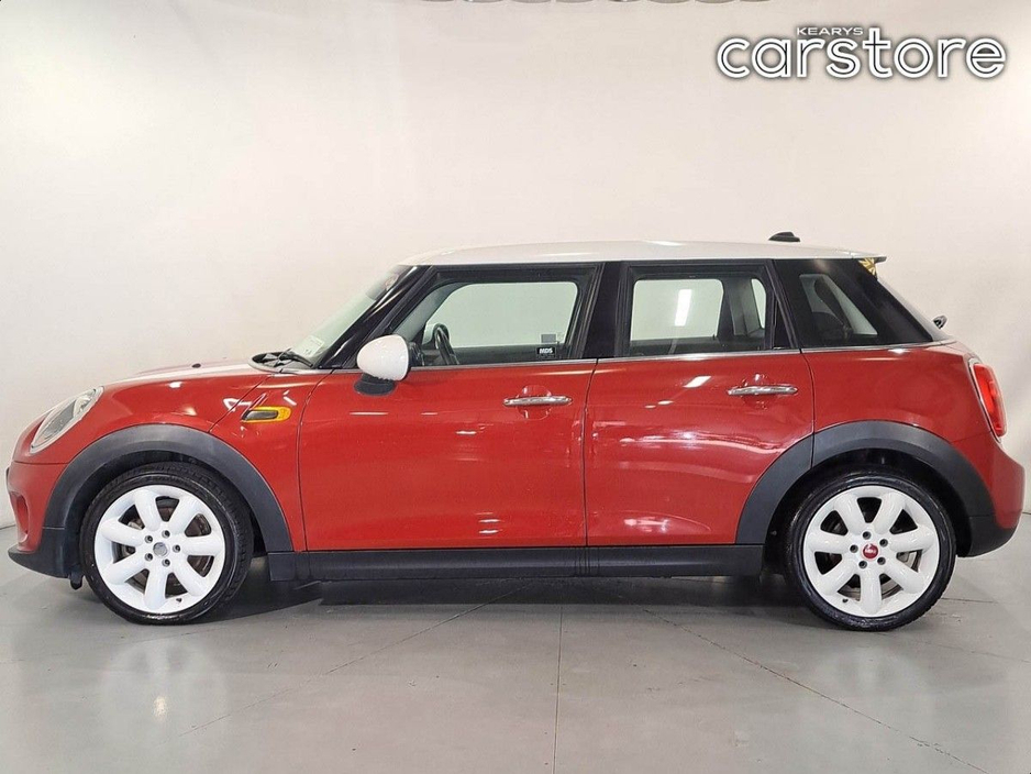 2016 MINI Hatch - image 6