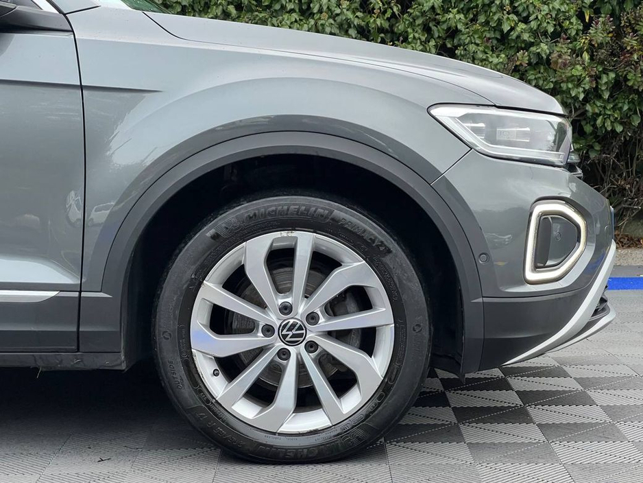 2023 Volkswagen T-Roc STYLE 2.0 TDI // APPLE CARPLAY/ANDROID AUTO // DIGITAL CLUSTER // ADAPTIVE CRUISE CONTROL €24,900