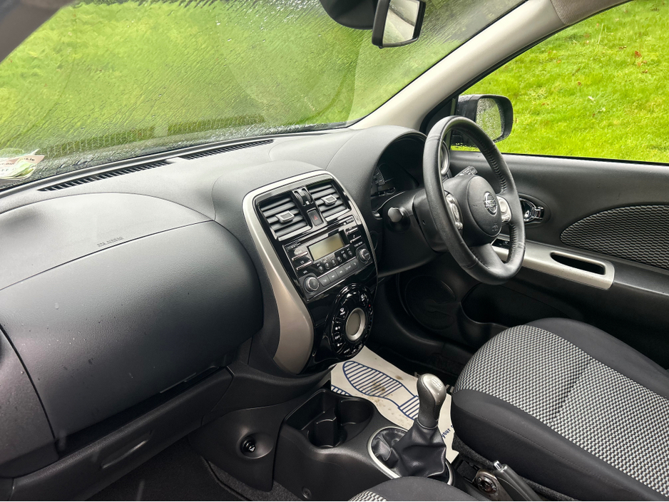 2015 Nissan Micra - image 13