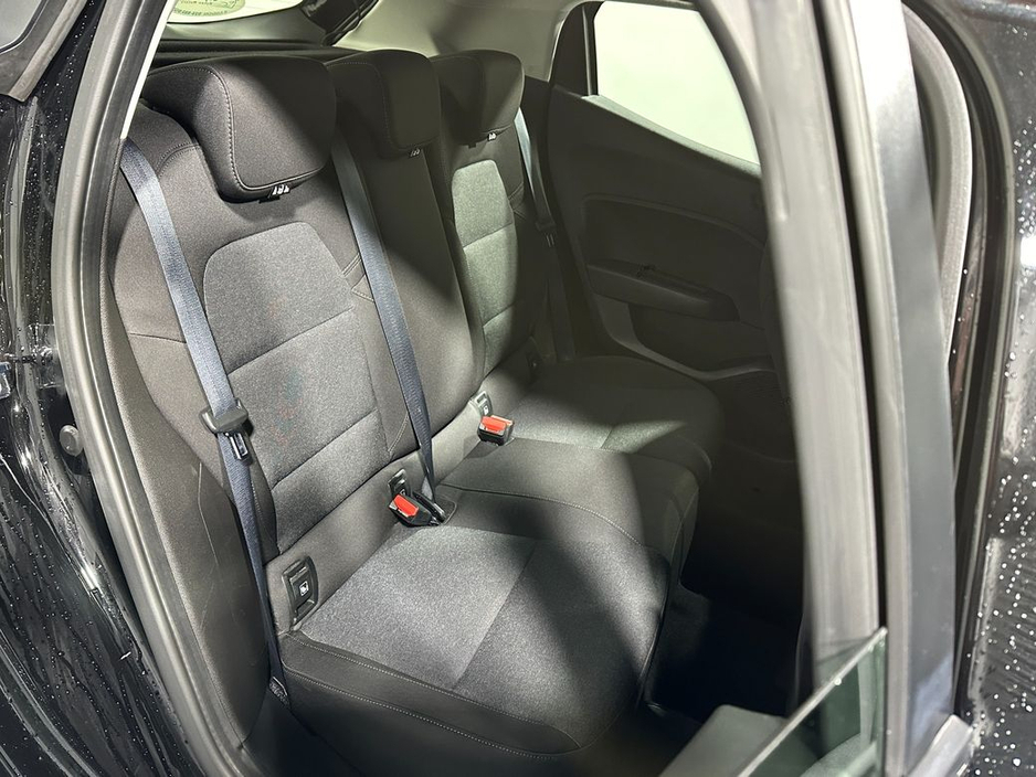 2022 Renault Clio Dynamique 1.0 Petrol 222 €14,400