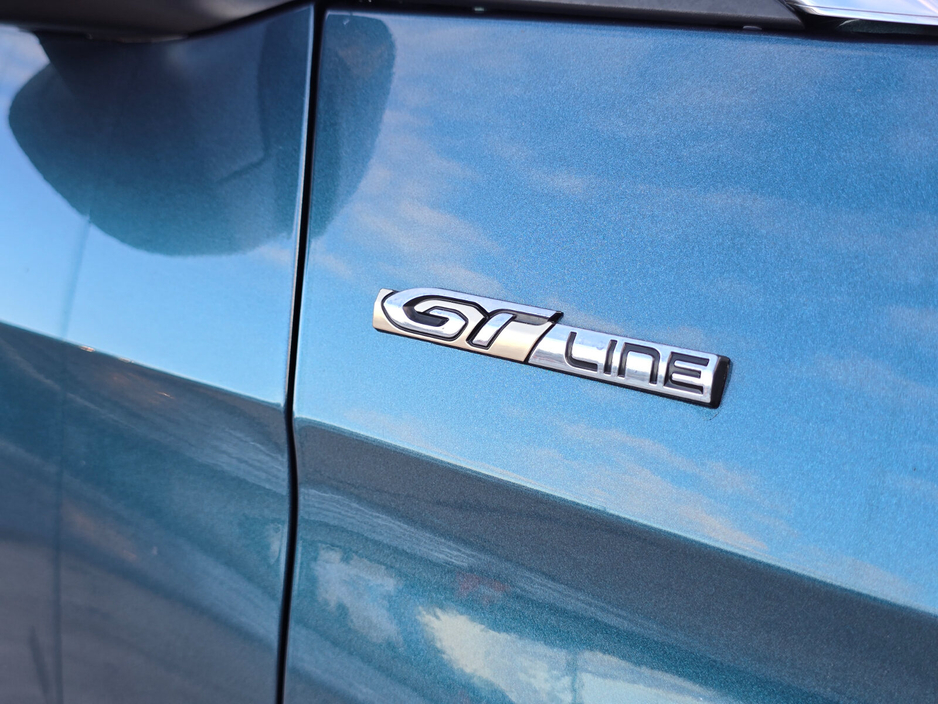 2018 Peugeot 5008 - image 13