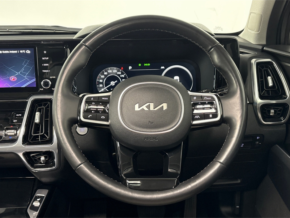 2023 Kia Sorento - image 27